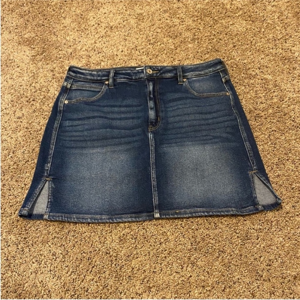KanCan Skirt